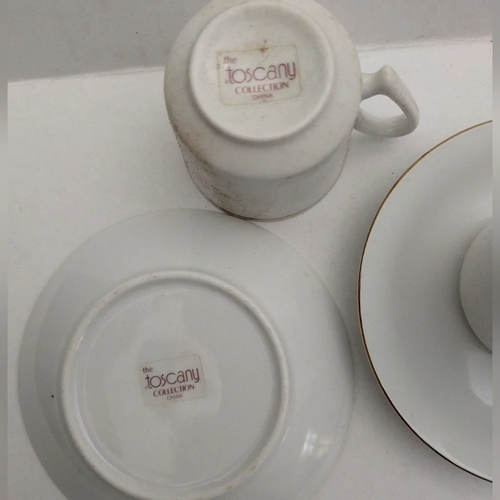 THE TOSCANY COLLECTION China PLATE/CUPS 4 Cups & Saucers.